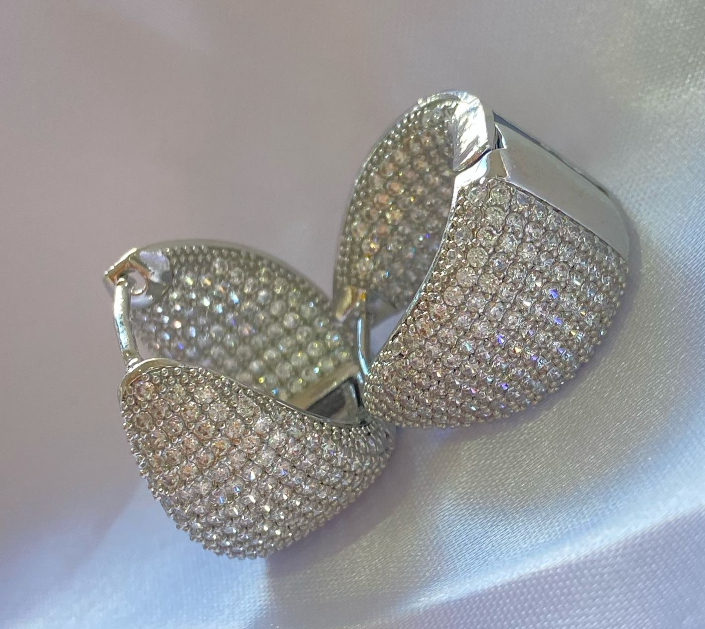 3f43228e-6322-4ebb-a701-fbeb631887d0