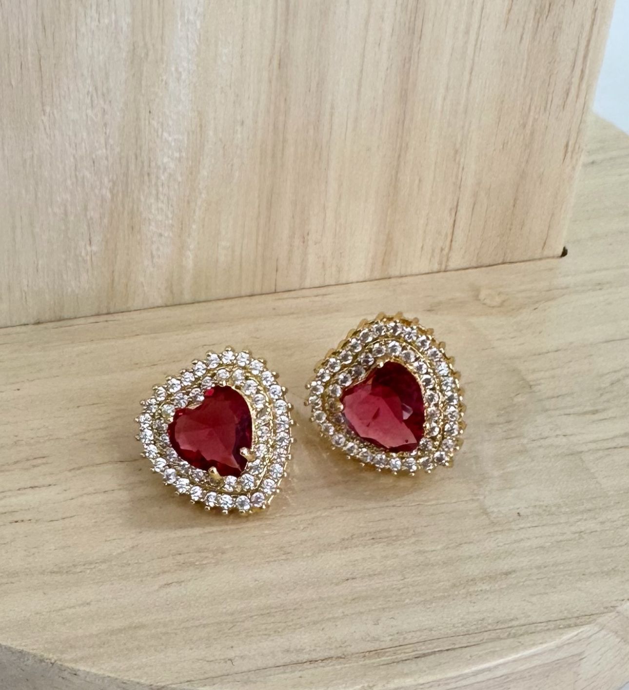 3ee8e9b0-4dfe-4c5d-bfbc-b8d49ad7d53c